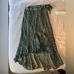 NWT Green Floral Women's Wrap Skirt